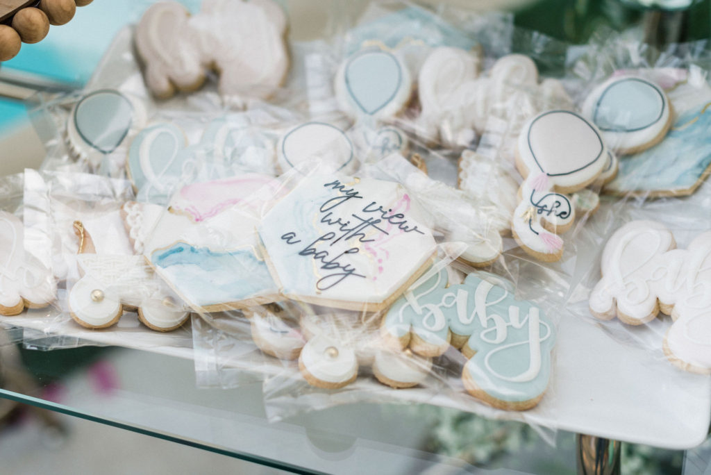 Gender reveal Party Dallas- confetti yeti cookies